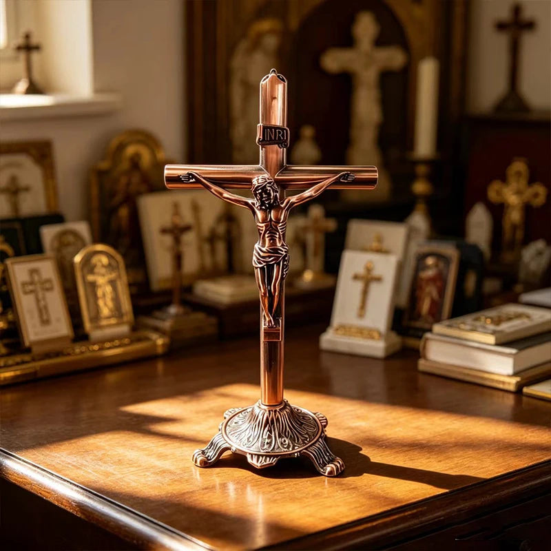 Crucifixo de Mesa em Metal | Dourado ou Prateado | Decoração Católica